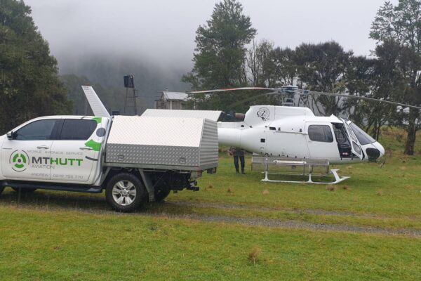 mt_hutt_canterbury_AOG ZK-HSE_west_coast_1